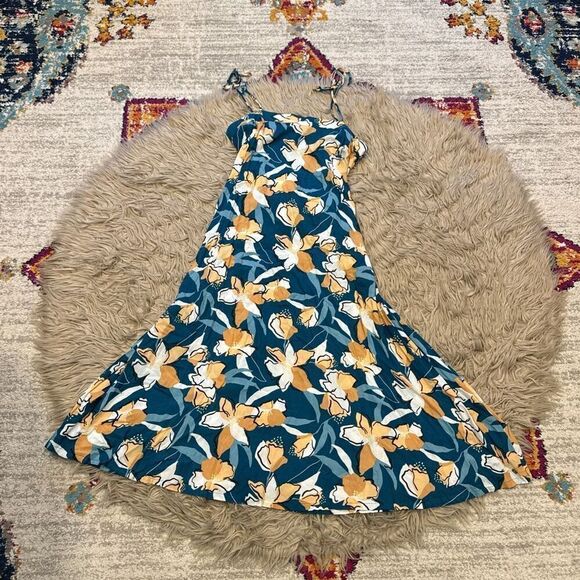 NWT Roxy Dress size medium - Picture 2 of 5